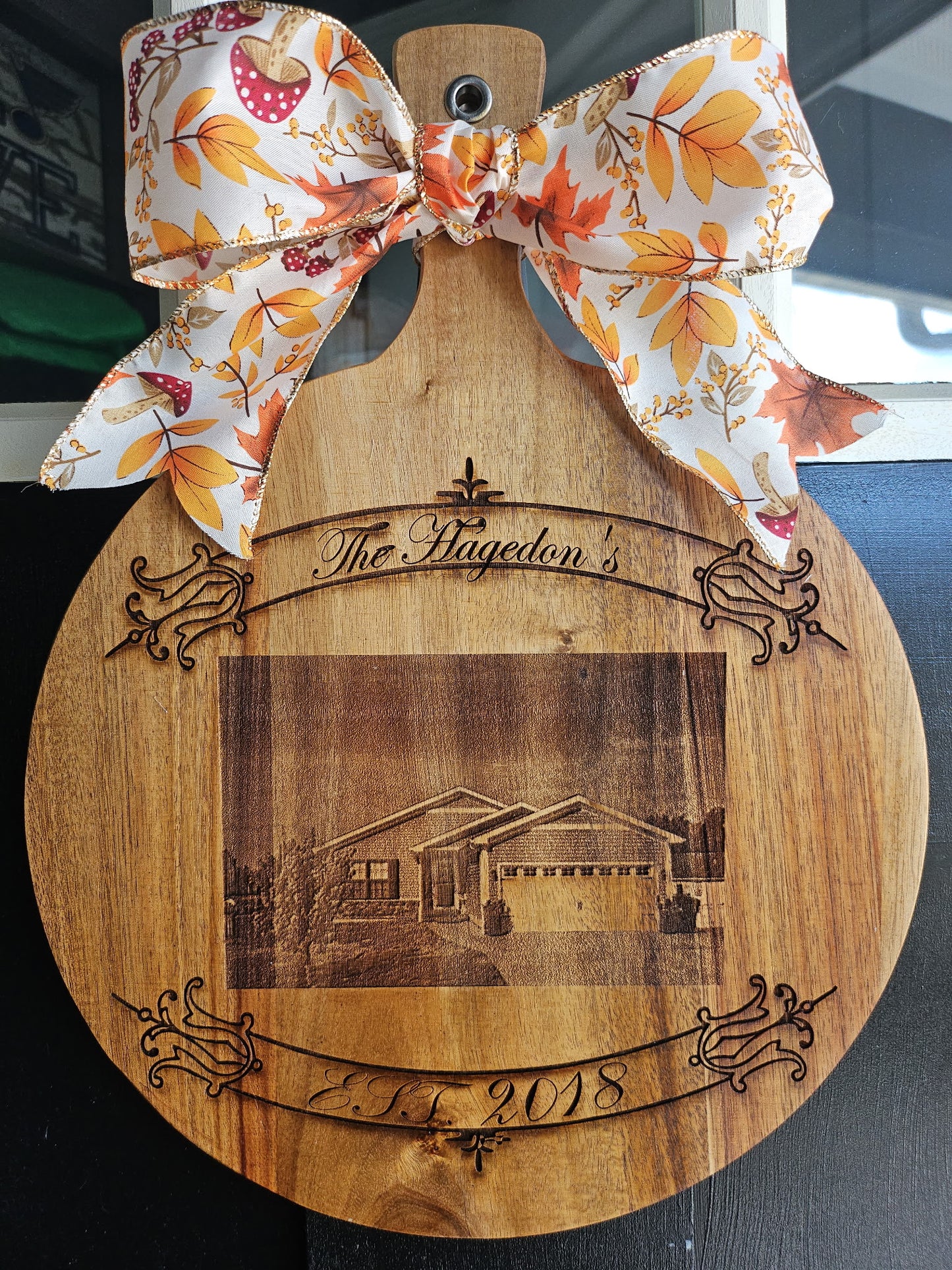 Home Established Cuttingboard